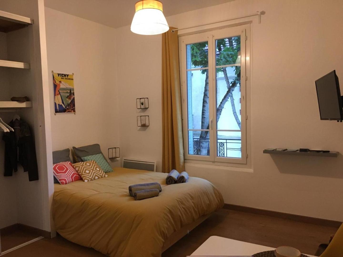 Le Skandi - 28 M² Renove Entre Gare & Centre-Ville Vichy Dış mekan fotoğraf